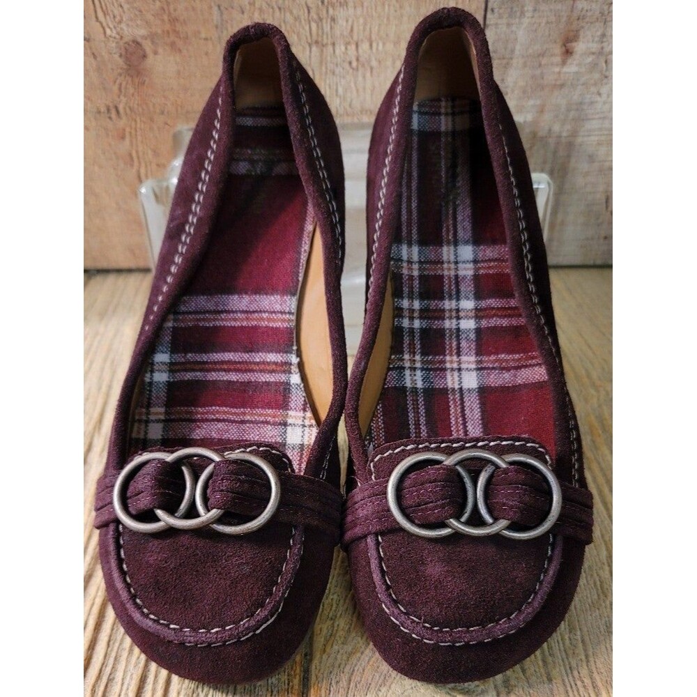 Mossimo Supply Co Shoes Womens 10M Burgundy Slip On Loafer Flats Moc Toe Suede